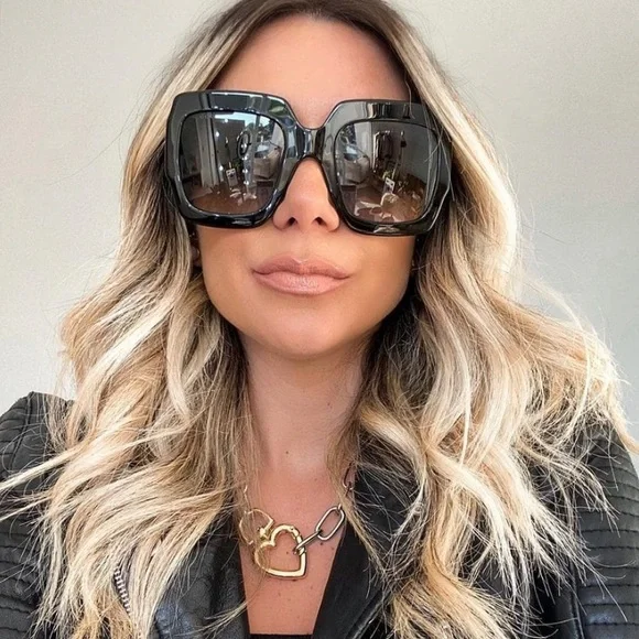 Gucci | Accessories | New Gucci Grey Gradient Square Ladies  display picture 2